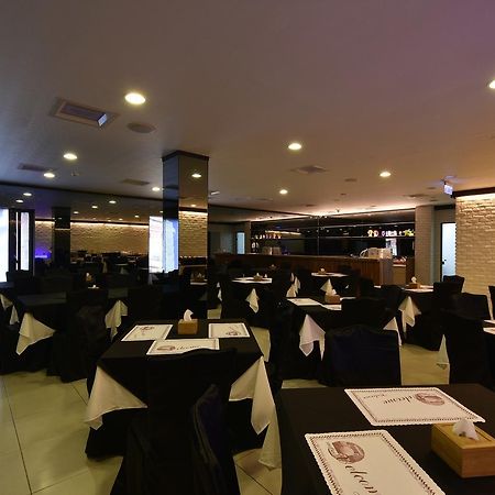 A Casa Hotel Taoyuan Exterior photo